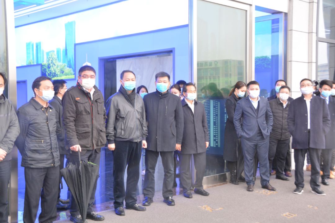 长沙市委副书记、代市长郑建新一行调研YABO鸭脖环境长沙中联产业园